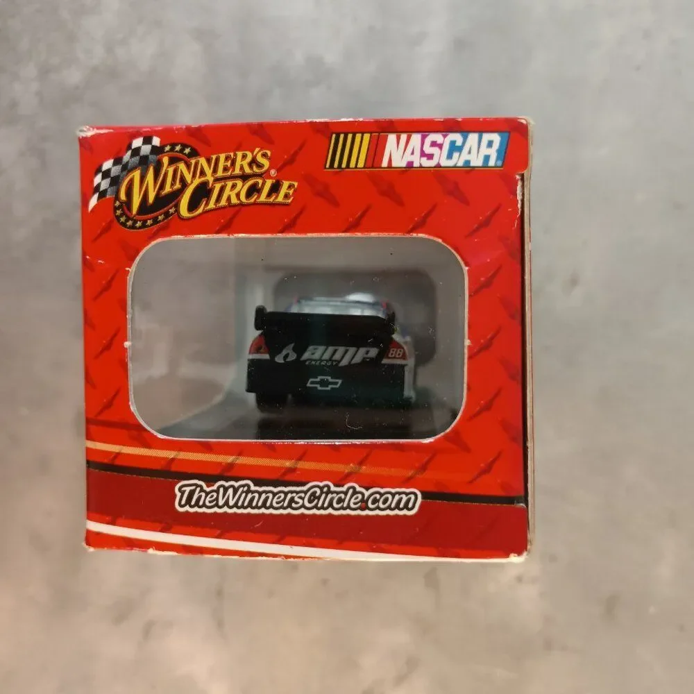 NASCAR Dale Earnhardt Jr 88 Winners Circle 08 National Guard 1:87 Die Cast Car